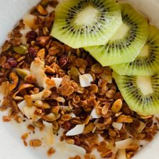 Granola med kokoschips