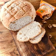 Valnötsbröd