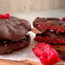 Enkla hallon- och chokladkakor