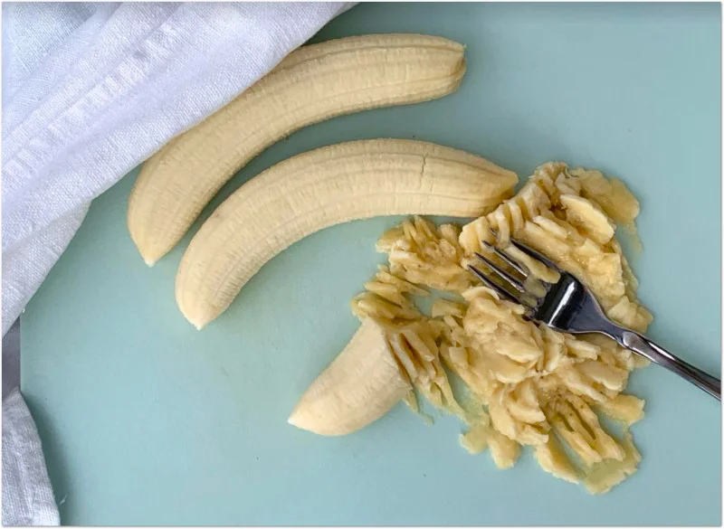 Banan med gaffel